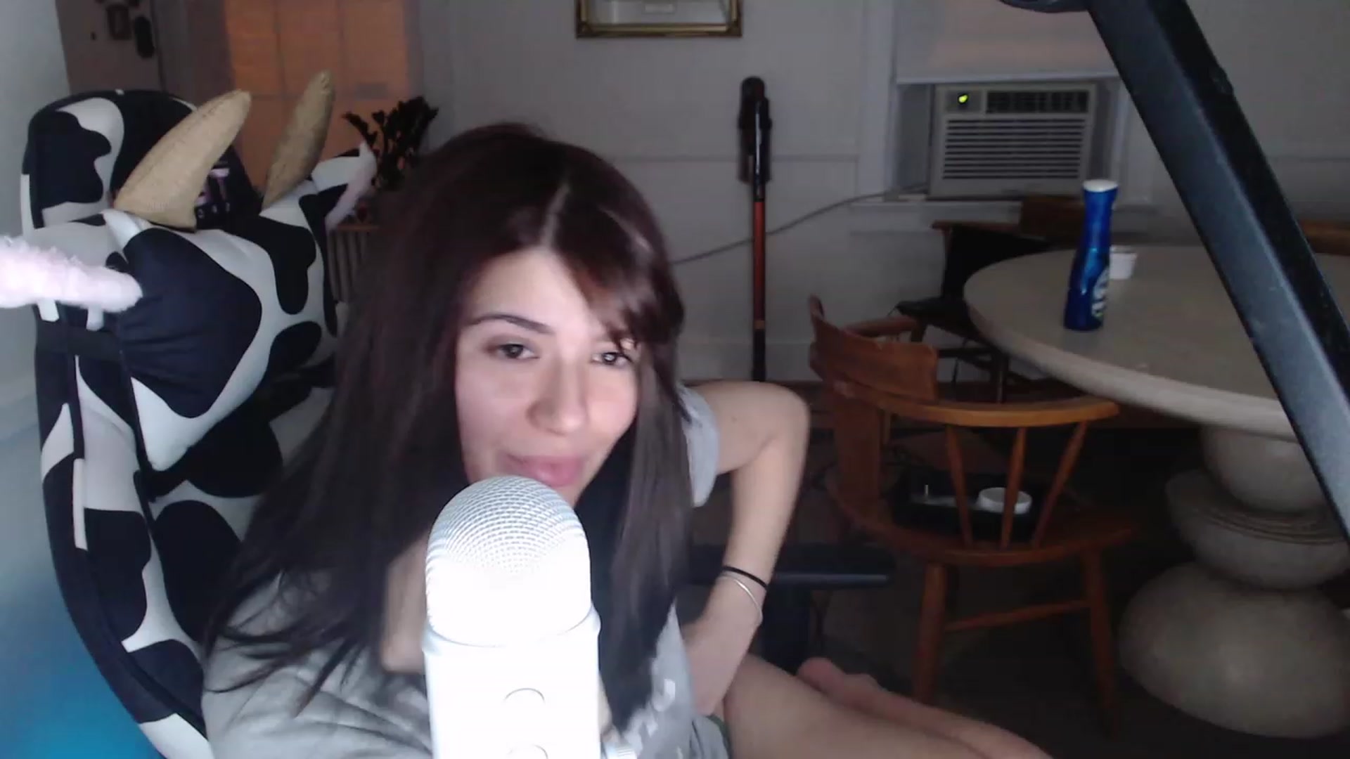Gallery image thumbnail from whiskewub_rcJ's myfreecams stream on, 06/01/2023, 02:24 image 18 of 20