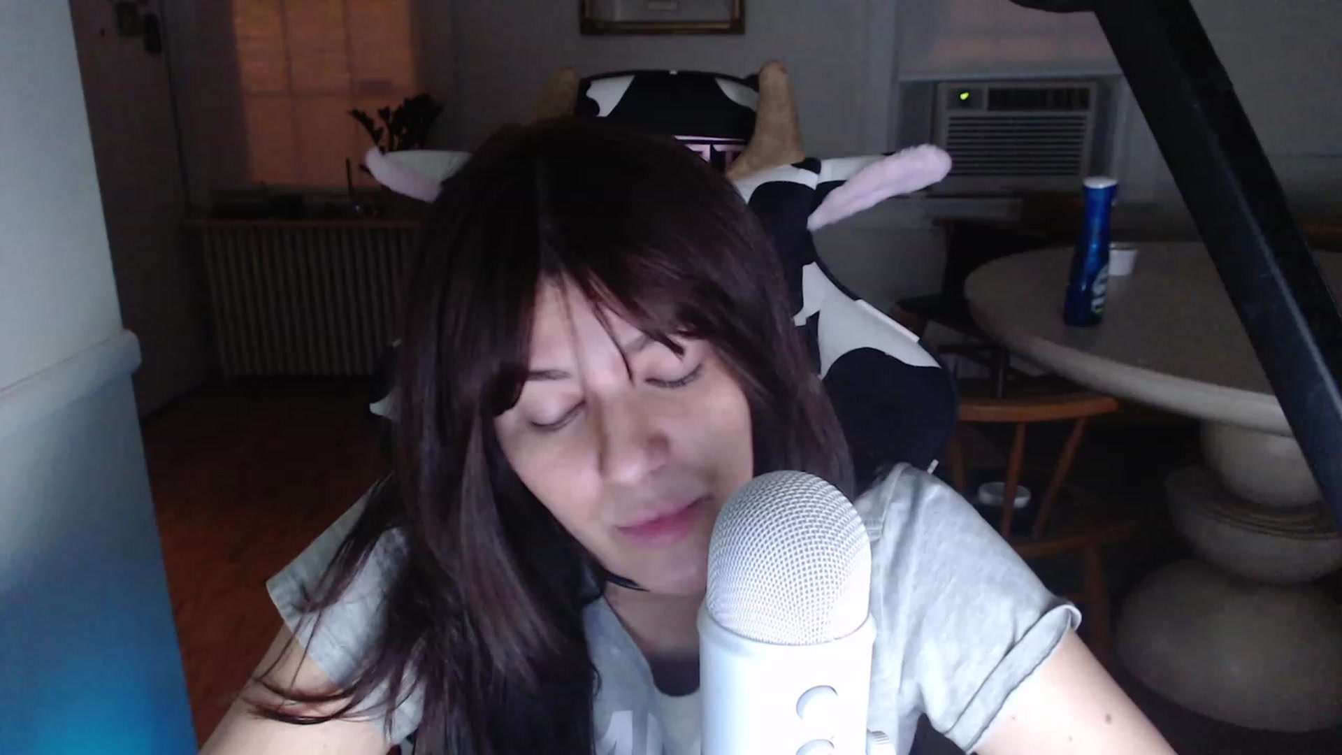Gallery image thumbnail from whiskewub_rcJ's myfreecams stream on, 06/01/2023, 02:24 image 4 of 20