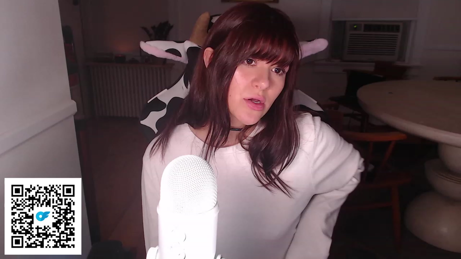 Gallery image thumbnail from whiskewub_rcJ's myfreecams stream on, 06/02/2023, 02:59 image 6 of 20