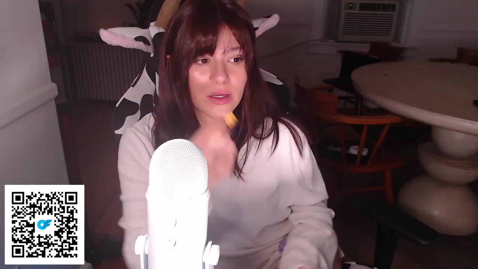 Gallery image thumbnail from whiskewub_rcJ's myfreecams stream on, 06/02/2023, 02:59 image 15 of 20