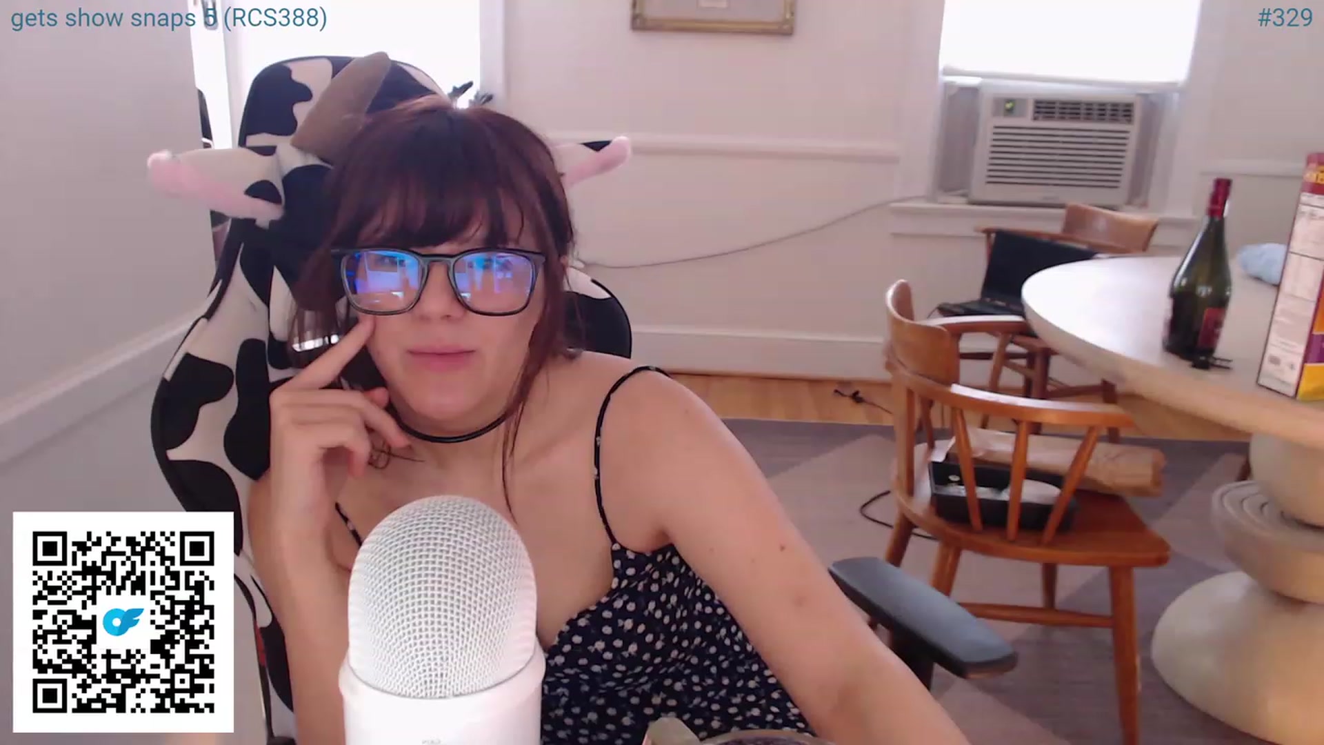 Gallery image thumbnail from whiskewub_rcJ's myfreecams stream on, 06/03/2023, 21:22 image 3 of 20