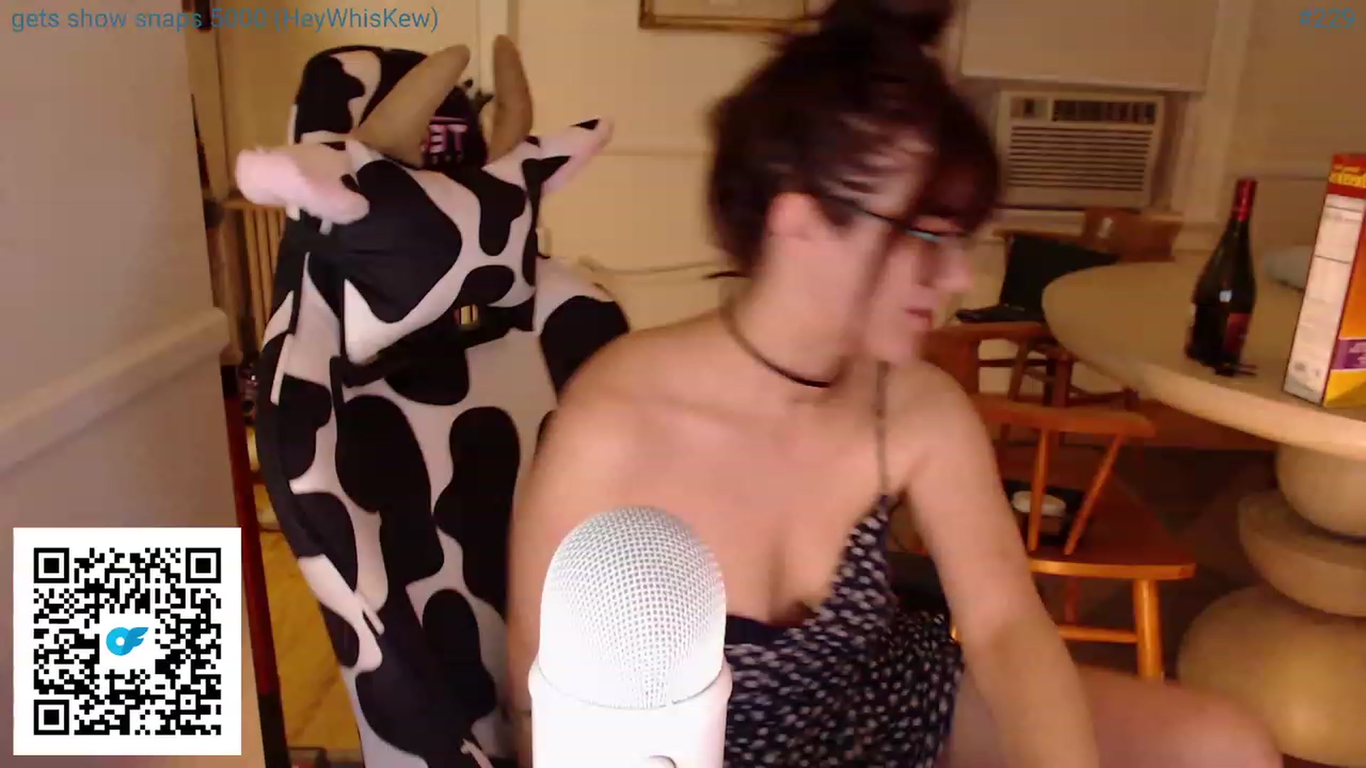 Gallery image thumbnail from whiskewub_rcJ's myfreecams stream on, 06/04/2023, 08:12 image 14 of 20
