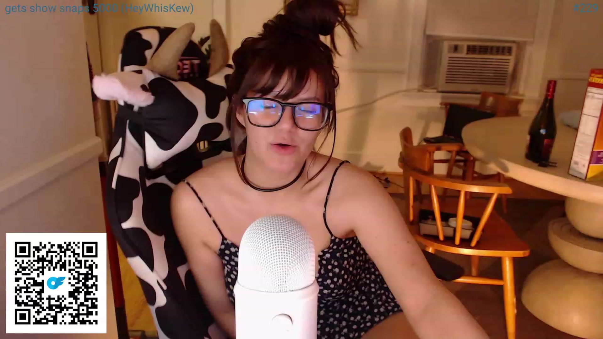 Gallery image thumbnail from whiskewub_rcJ's myfreecams stream on, 06/04/2023, 08:12 image 19 of 20
