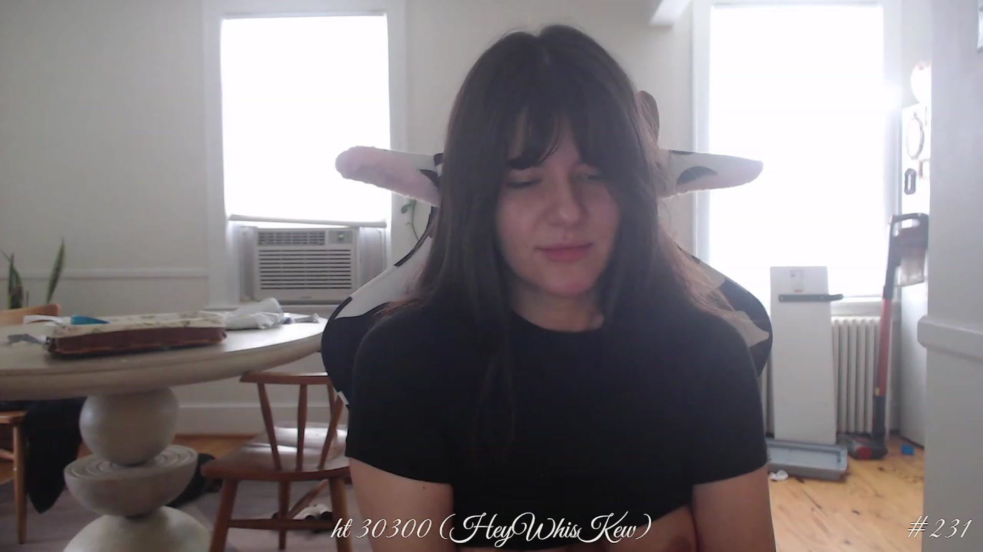 Gallery image thumbnail from whiskewub_rcs's myfreecams stream on, 05/12/2023, 22:05 image 6 of 20