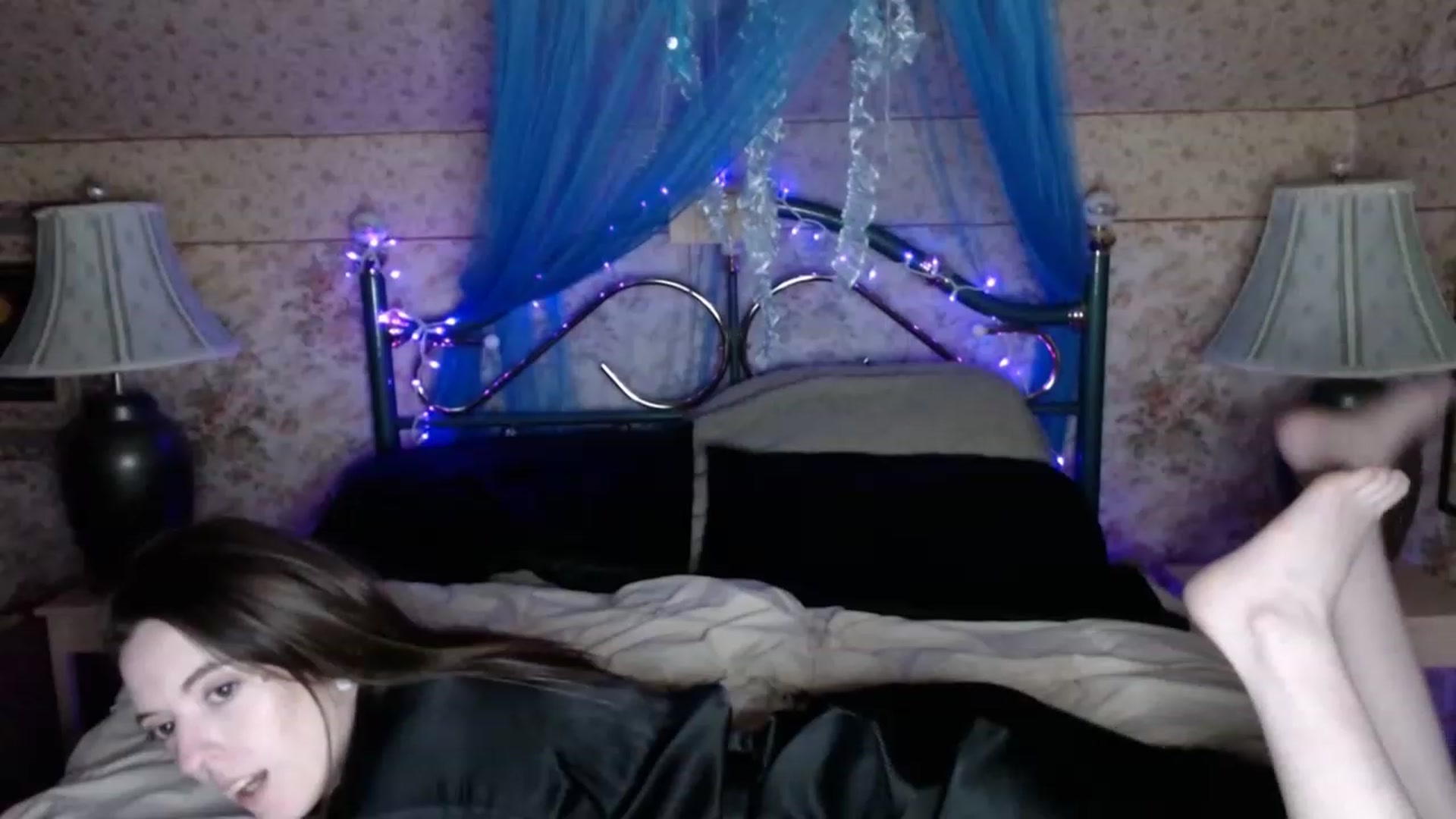 Gallery image thumbnail from whodatlux's myfreecams stream on, 04/17/2023, 05:07 image 14 of 20
