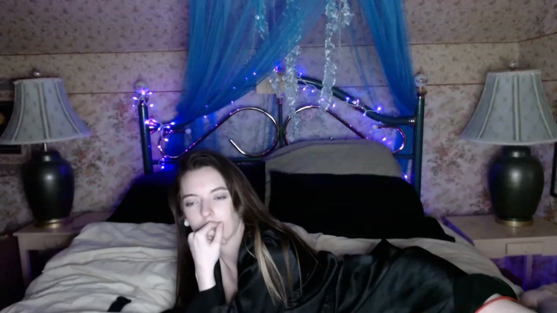 Gallery image thumbnail from whodatlux's myfreecams stream on, 04/17/2023, 05:07 image 13 of 20
