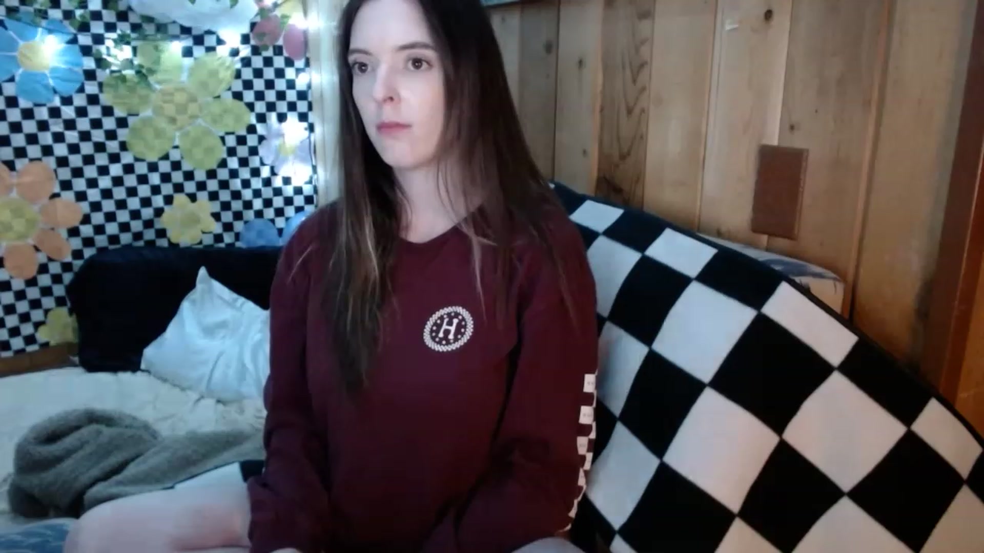 Gallery image thumbnail from whodatlux's myfreecams stream on, 05/01/2023, 10:31 image 10 of 20