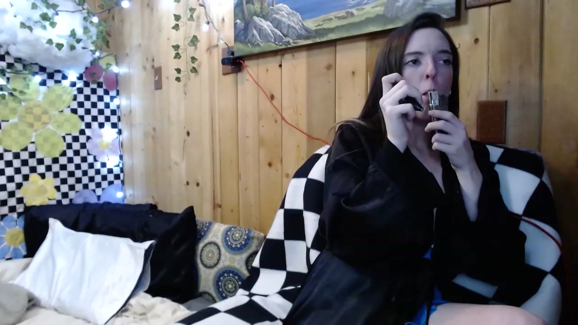 Gallery image thumbnail from whodatlux's myfreecams stream on, 05/02/2023, 10:55 image 20 of 20