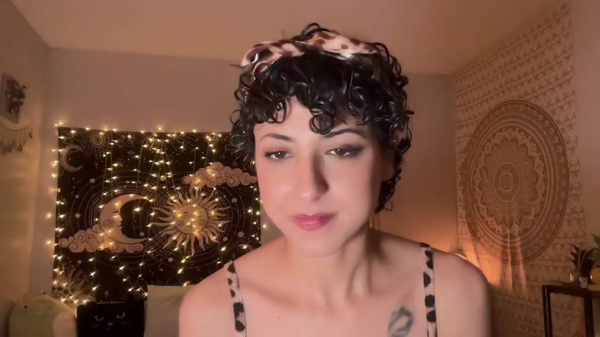 Gallery image thumbnail from wildmoon's myfreecams stream on, 11/03/2024, 08:35 image 17 of 20