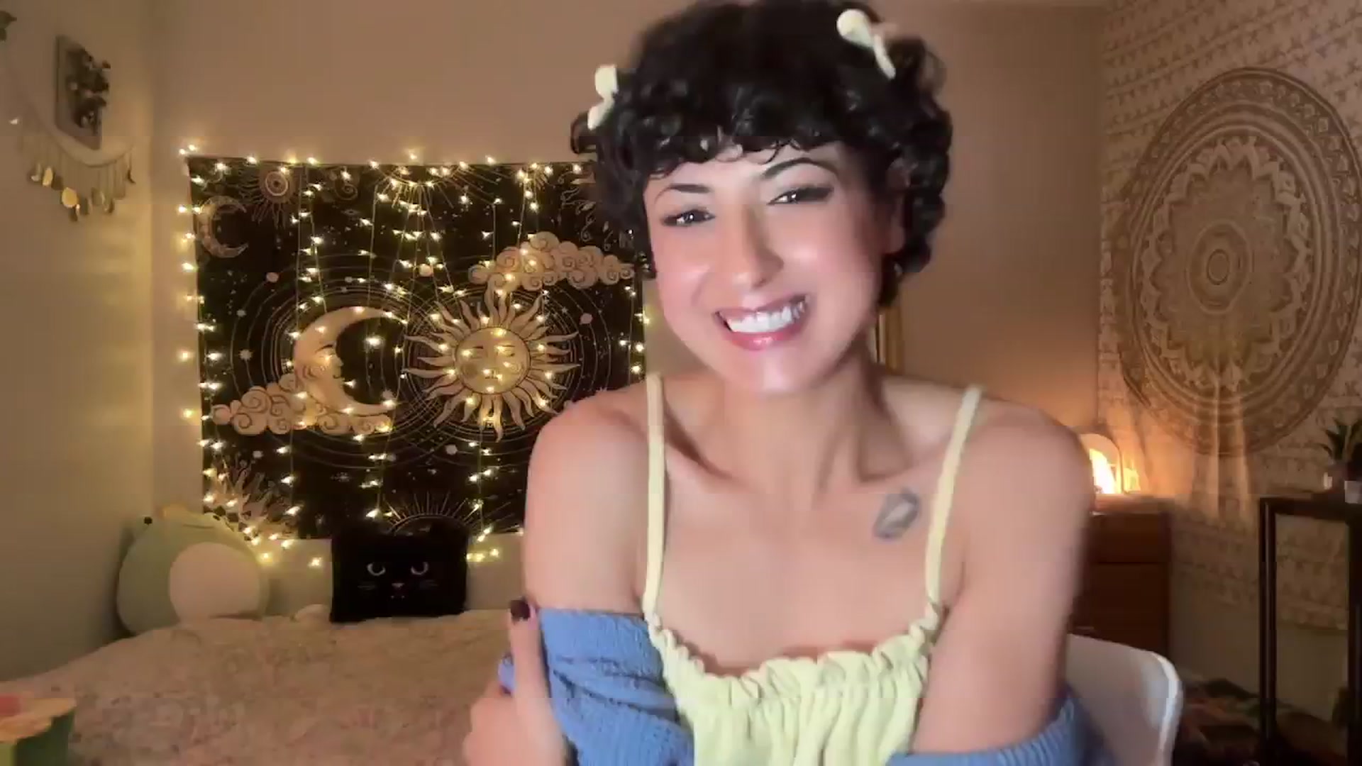 Gallery image thumbnail from wildmoon's myfreecams stream on, 11/05/2024, 05:11 image 17 of 20