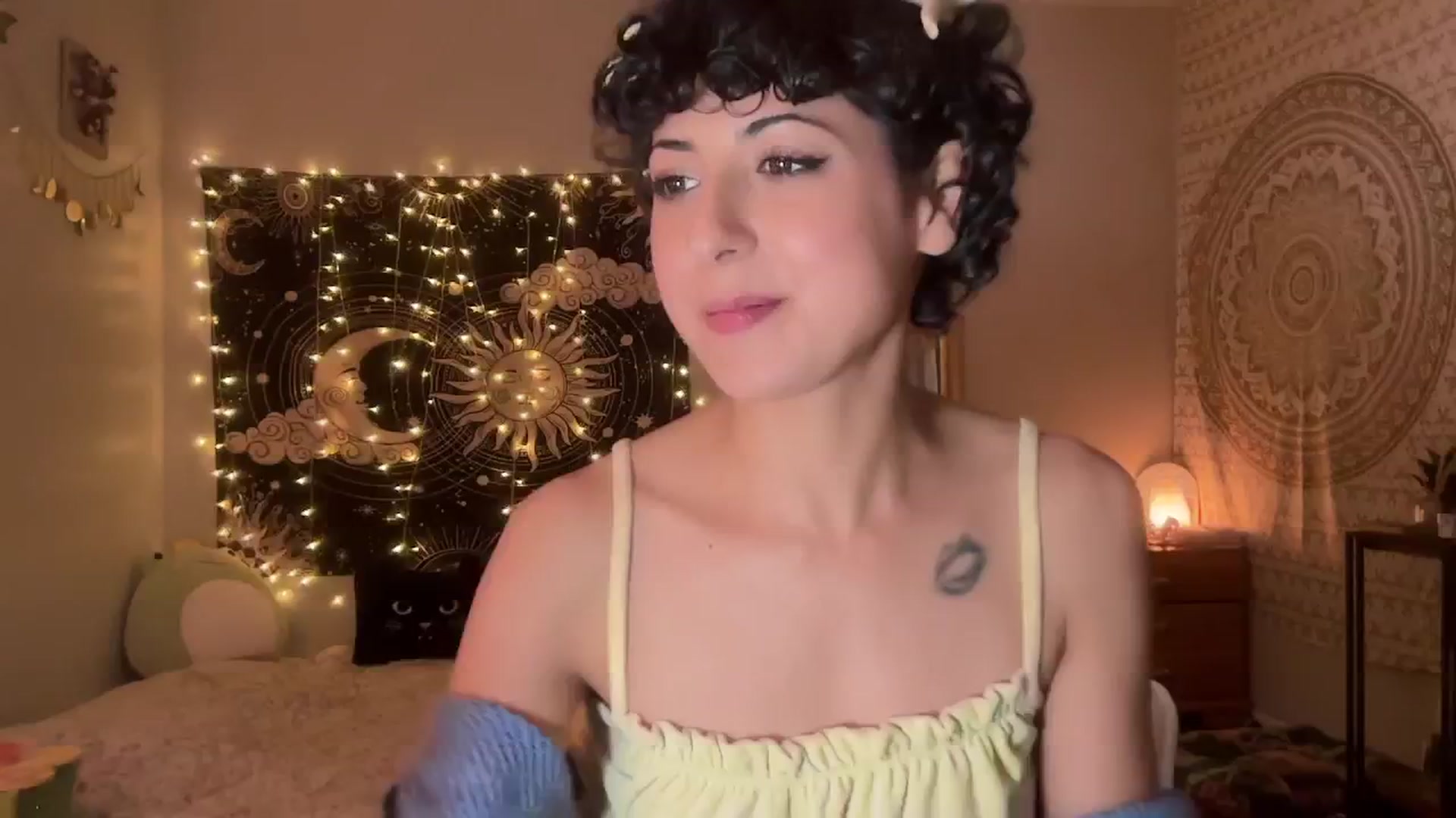 Gallery image thumbnail from wildmoon's myfreecams stream on, 11/05/2024, 05:11 image 18 of 20