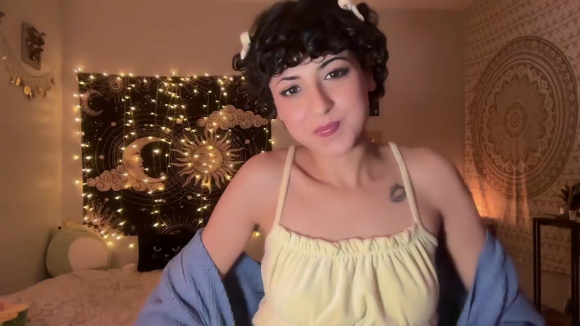 Gallery image thumbnail from wildmoon's myfreecams stream on, 11/05/2024, 05:11 image 3 of 20