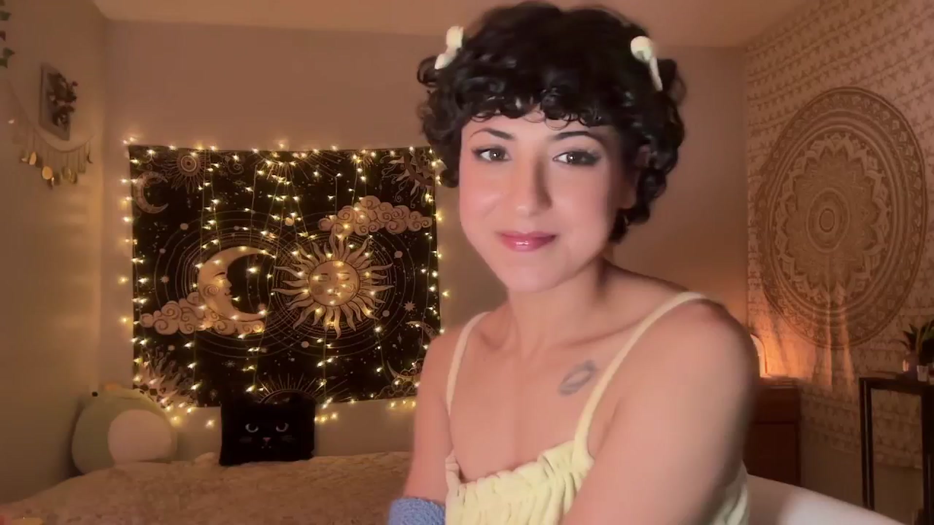 Gallery image thumbnail from wildmoon's myfreecams stream on, 11/05/2024, 05:11 image 1 of 20