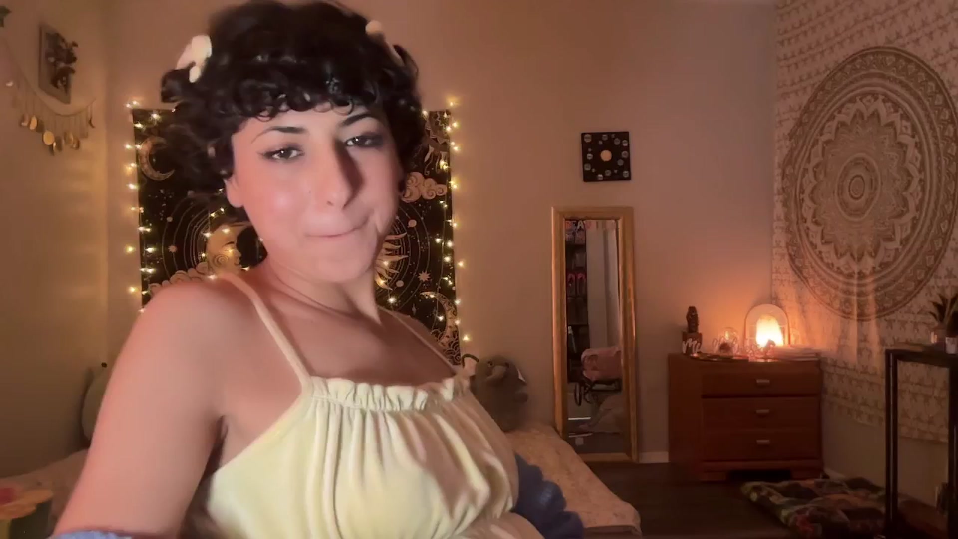 Gallery image thumbnail from wildmoon's myfreecams stream on, 11/05/2024, 05:11 image 8 of 20