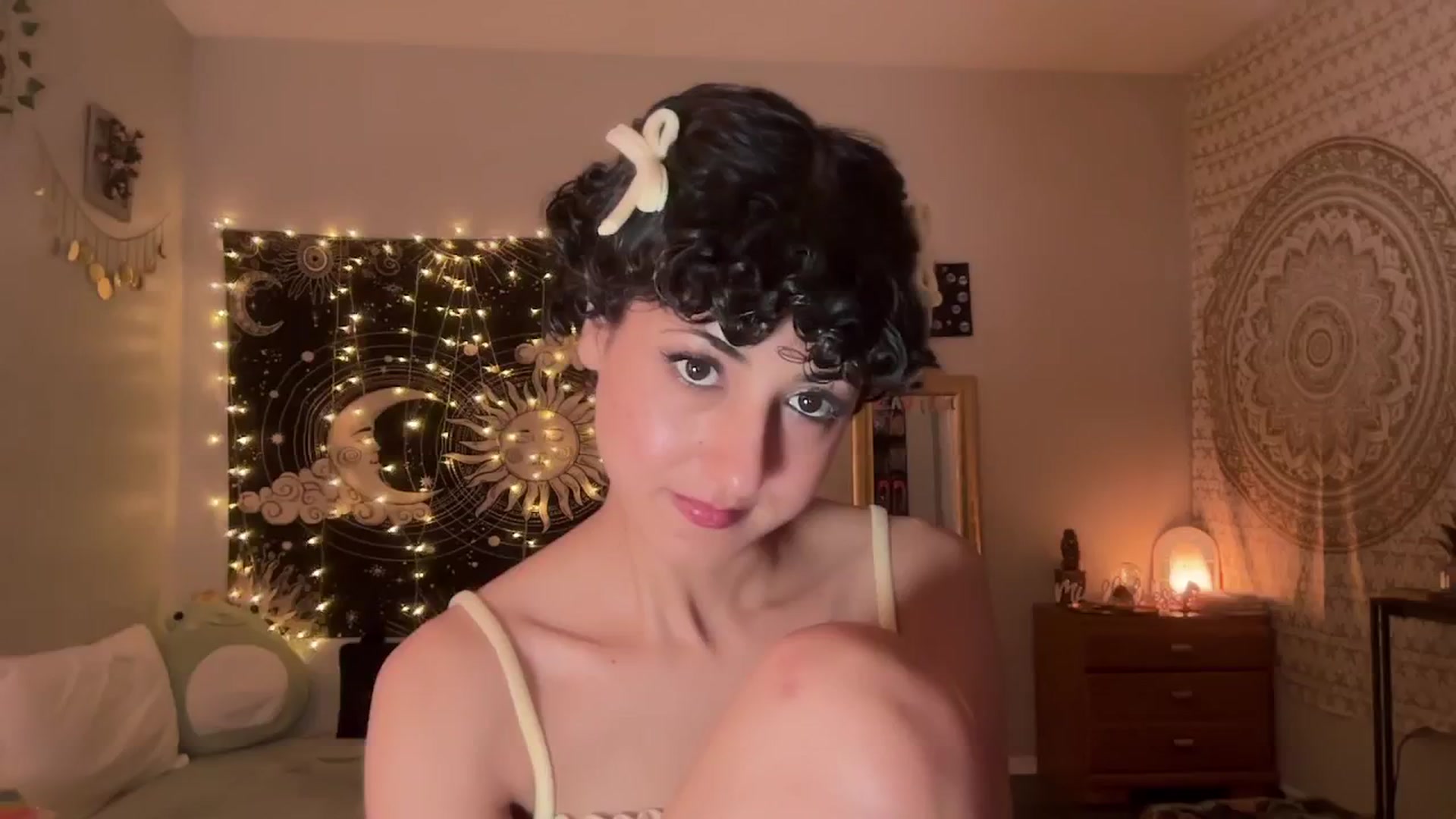 Gallery image thumbnail from wildmoon's myfreecams stream on, 11/05/2024, 09:35 image 9 of 20