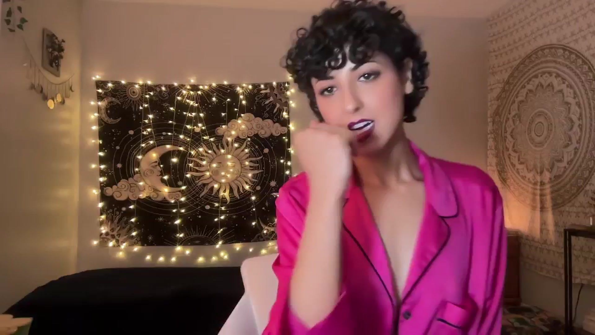Gallery image thumbnail from wildmoon's myfreecams stream on, 11/07/2024, 07:29 image 4 of 20