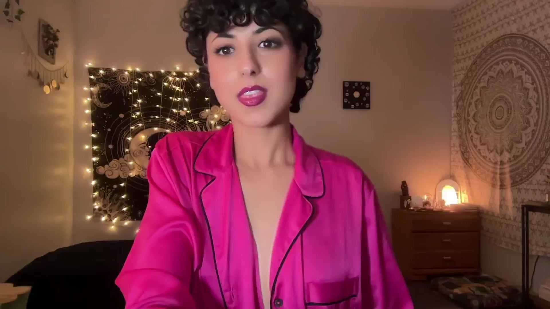 Gallery image thumbnail from wildmoon's myfreecams stream on, 11/07/2024, 07:29 image 16 of 20