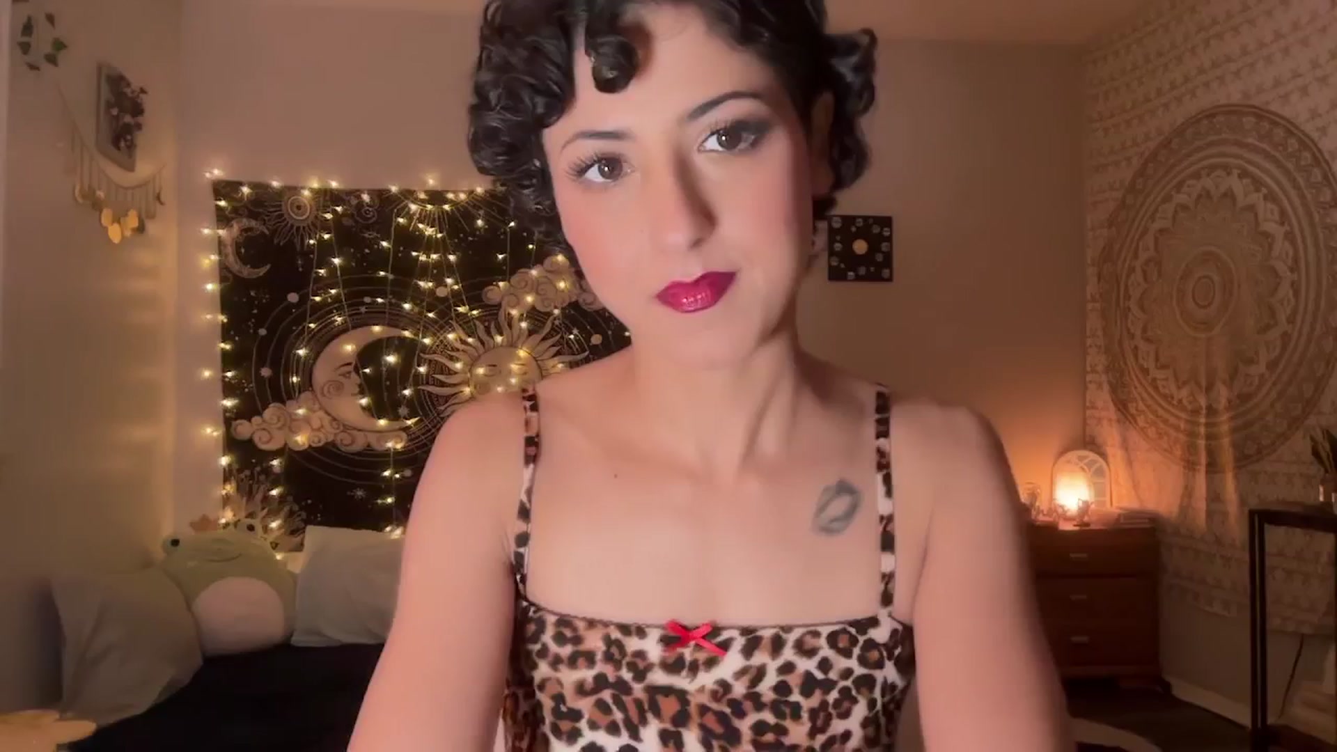Gallery image thumbnail from wildmoon's myfreecams stream on, 11/17/2024, 03:12 image 19 of 20