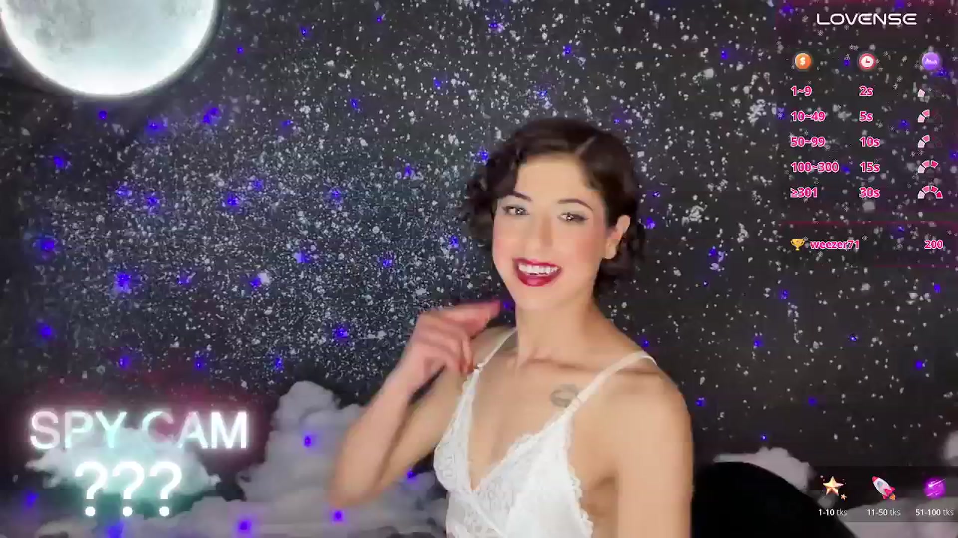 Gallery image thumbnail from wildmoon's myfreecams stream on, 01/18/2025, 05:08 image 10 of 20