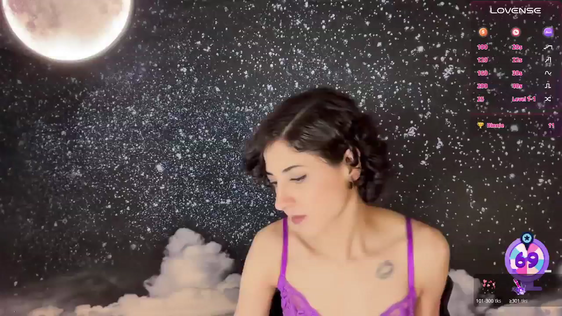 Gallery image thumbnail from wildmoon's myfreecams stream on, 01/23/2025, 21:52 image 2 of 20