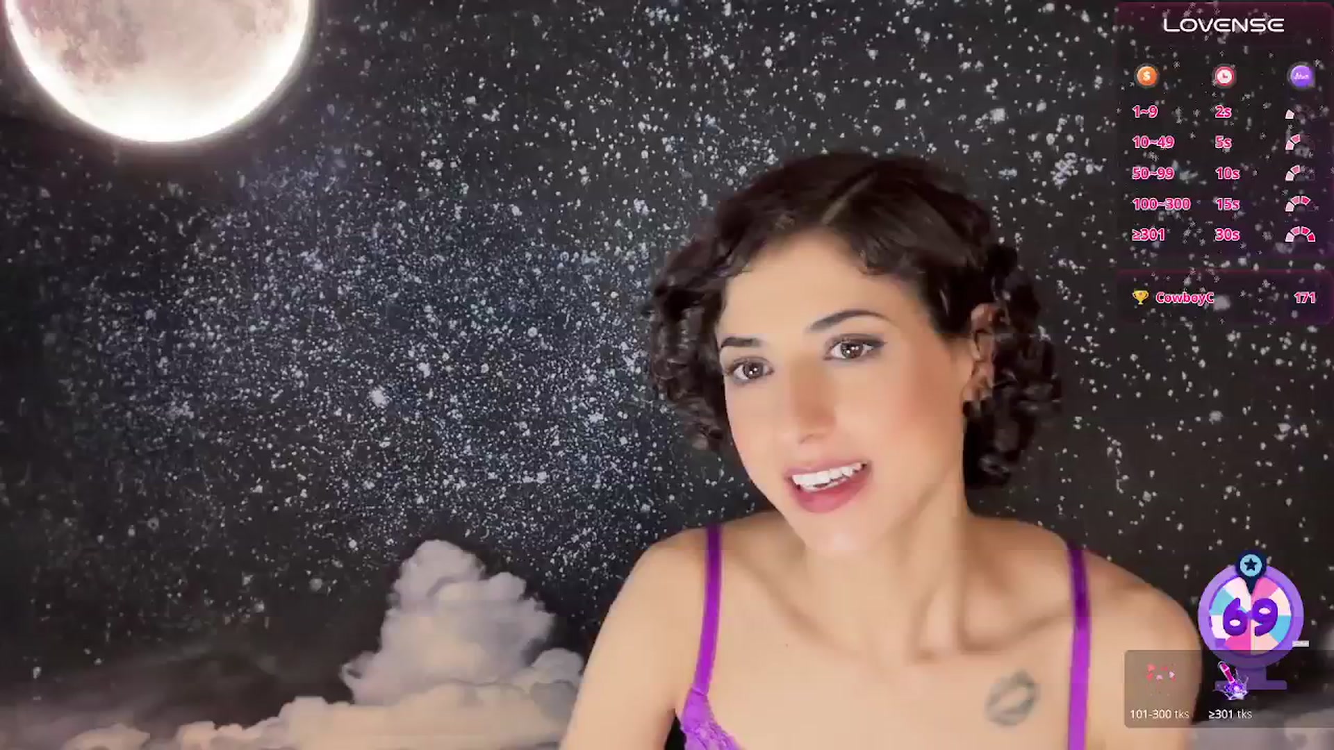 Gallery image thumbnail from wildmoon's myfreecams stream on, 01/23/2025, 21:52 image 13 of 20