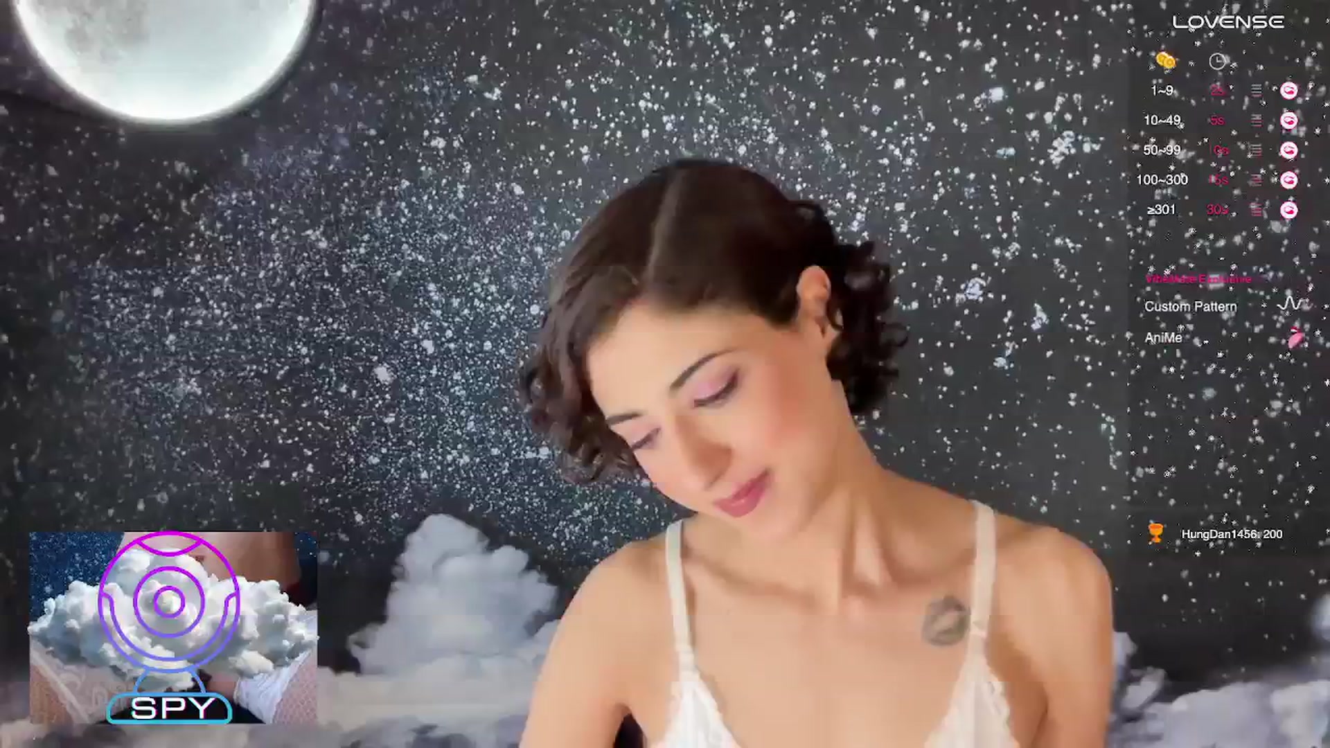 Gallery image thumbnail from wildmoon's myfreecams stream on, 01/28/2025, 14:49 image 3 of 20
