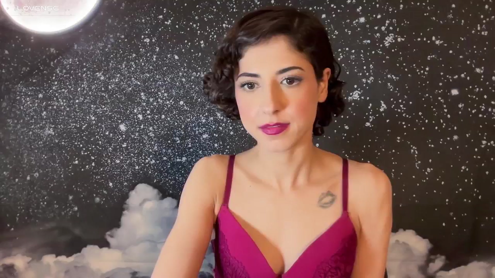 Gallery image thumbnail from wildmoon's myfreecams stream on, 02/27/2025, 16:22 image 2 of 20