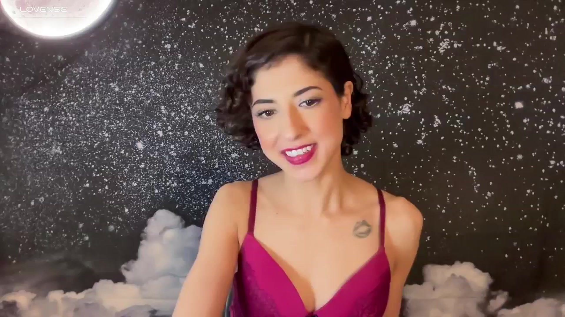Gallery image thumbnail from wildmoon's myfreecams stream on, 02/27/2025, 16:22 image 19 of 20