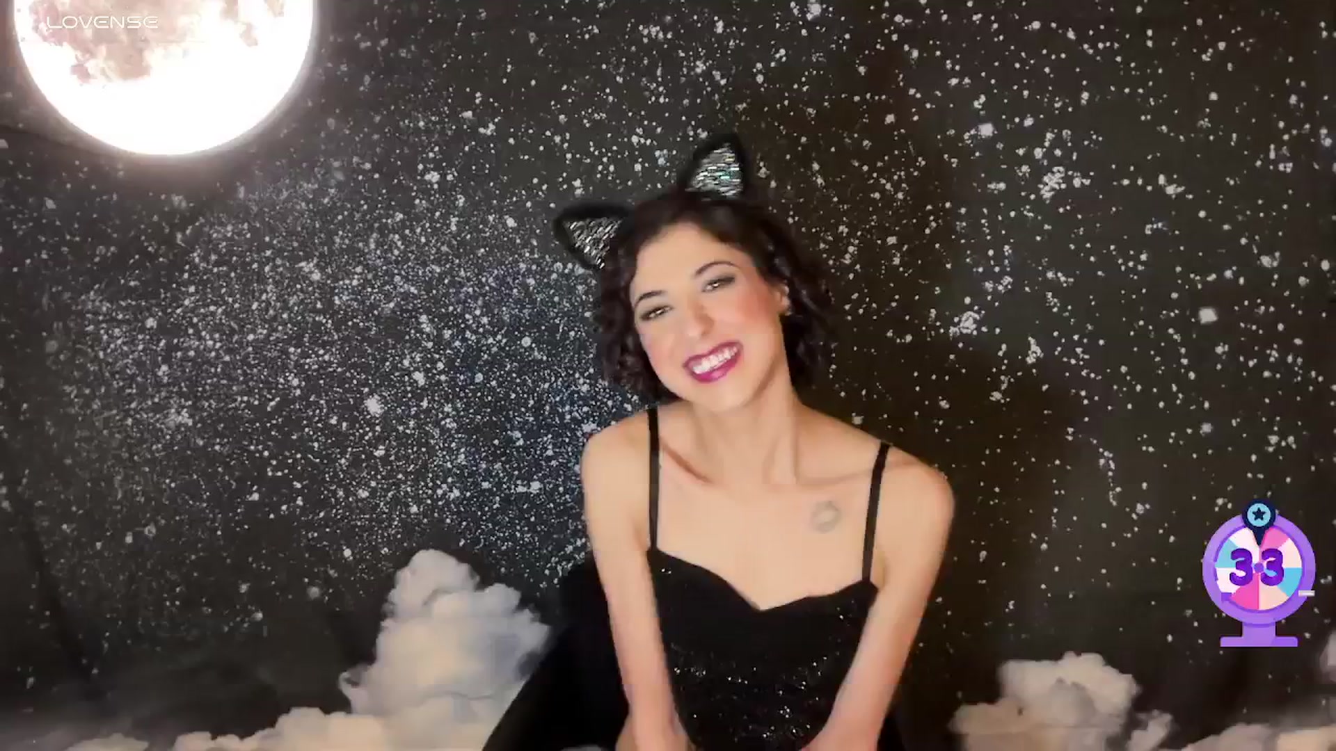 Gallery image thumbnail from wildmoon's myfreecams stream on, 03/04/2025, 04:08 image 16 of 20
