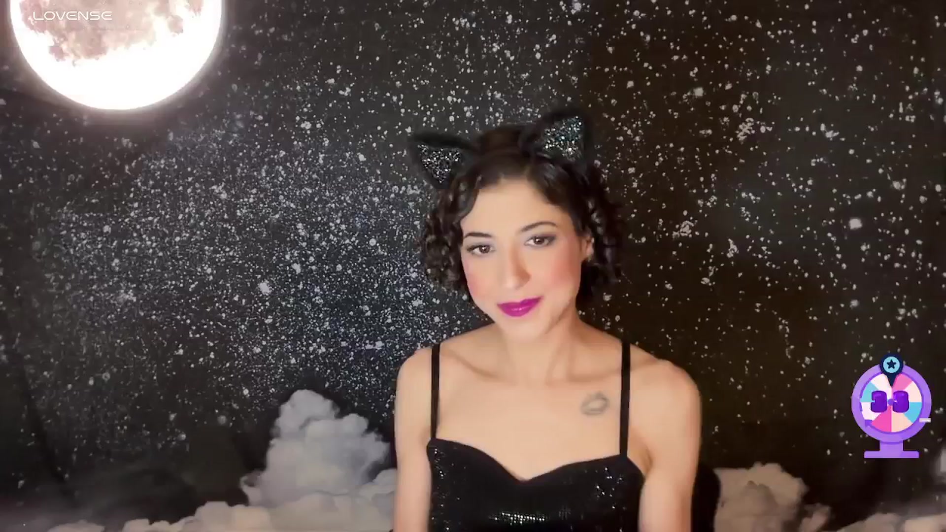 Gallery image thumbnail from wildmoon's myfreecams stream on, 03/04/2025, 04:42 image 7 of 20