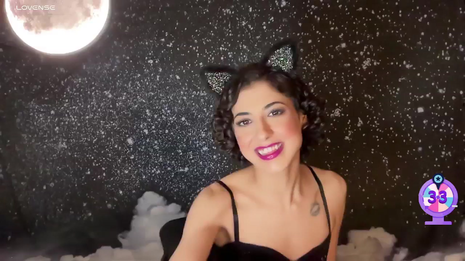 Gallery image thumbnail from wildmoon's myfreecams stream on, 03/04/2025, 04:42 image 8 of 20