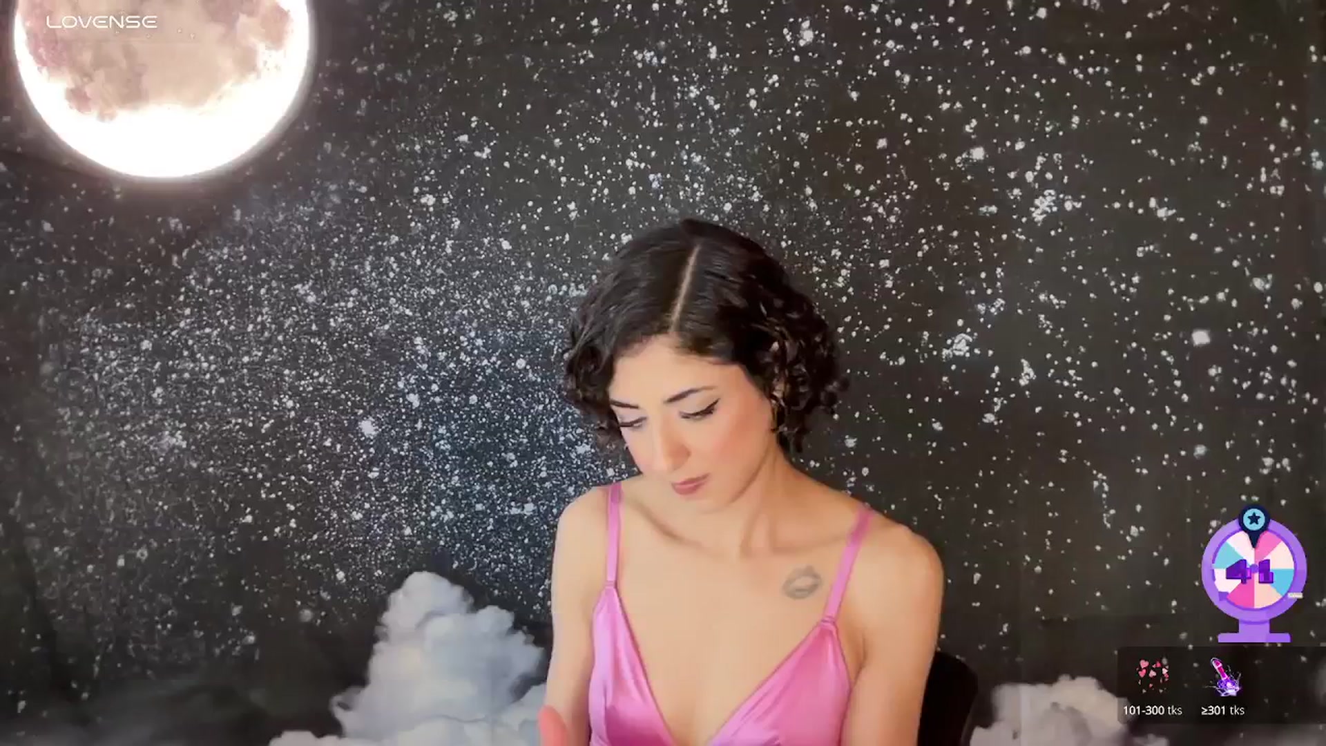 Gallery image thumbnail from wildmoon's myfreecams stream on, 03/07/2025, 12:50 image 12 of 20