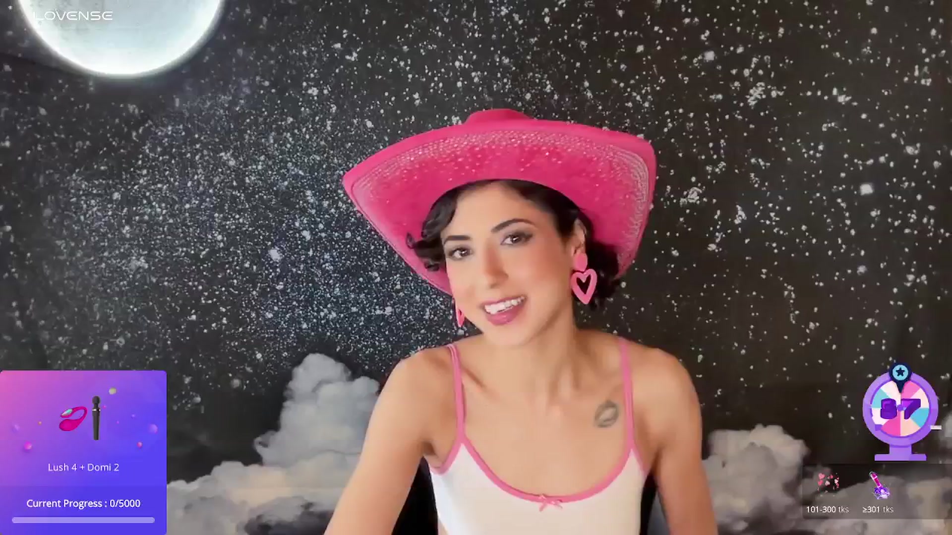 Gallery image thumbnail from wildmoon's myfreecams stream on, 03/07/2025, 19:37 image 2 of 20