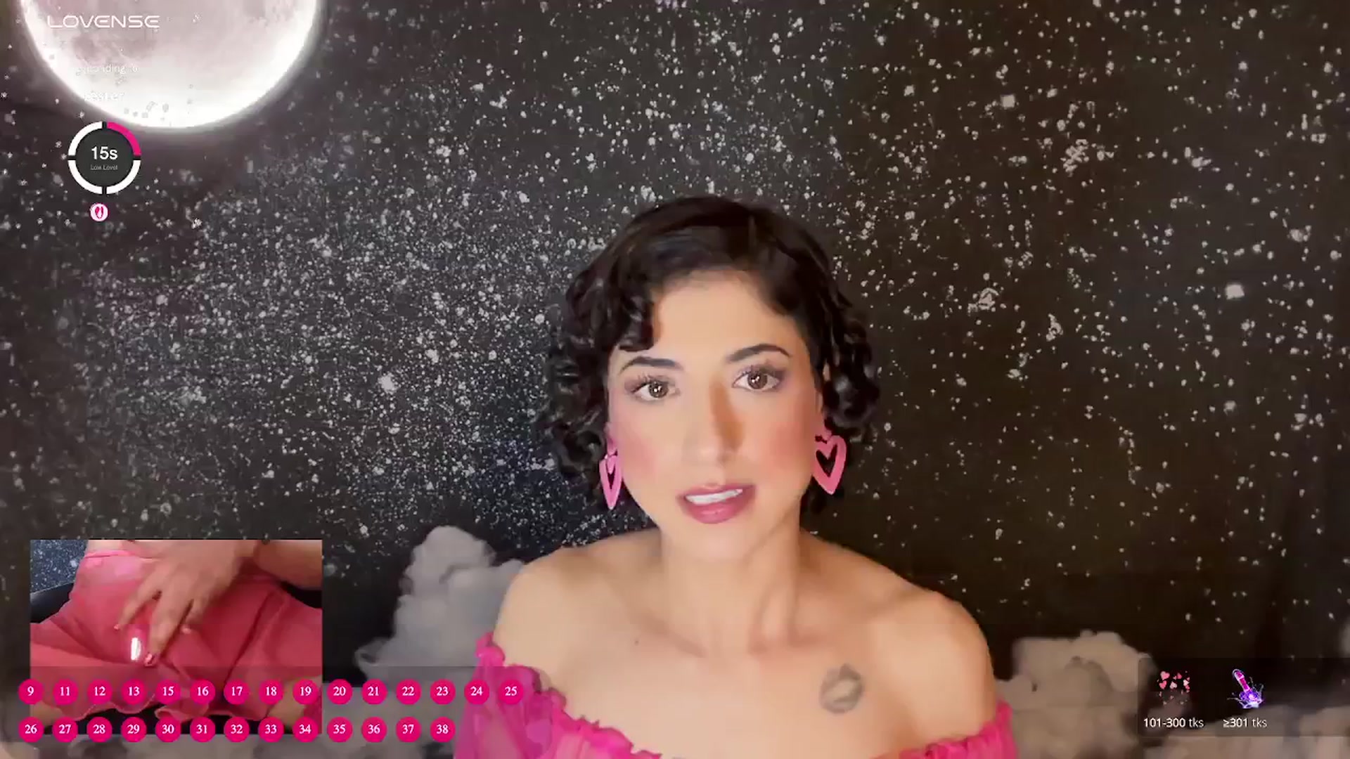 Gallery image thumbnail from wildmoon's myfreecams stream on, 03/20/2025, 02:34 image 8 of 20
