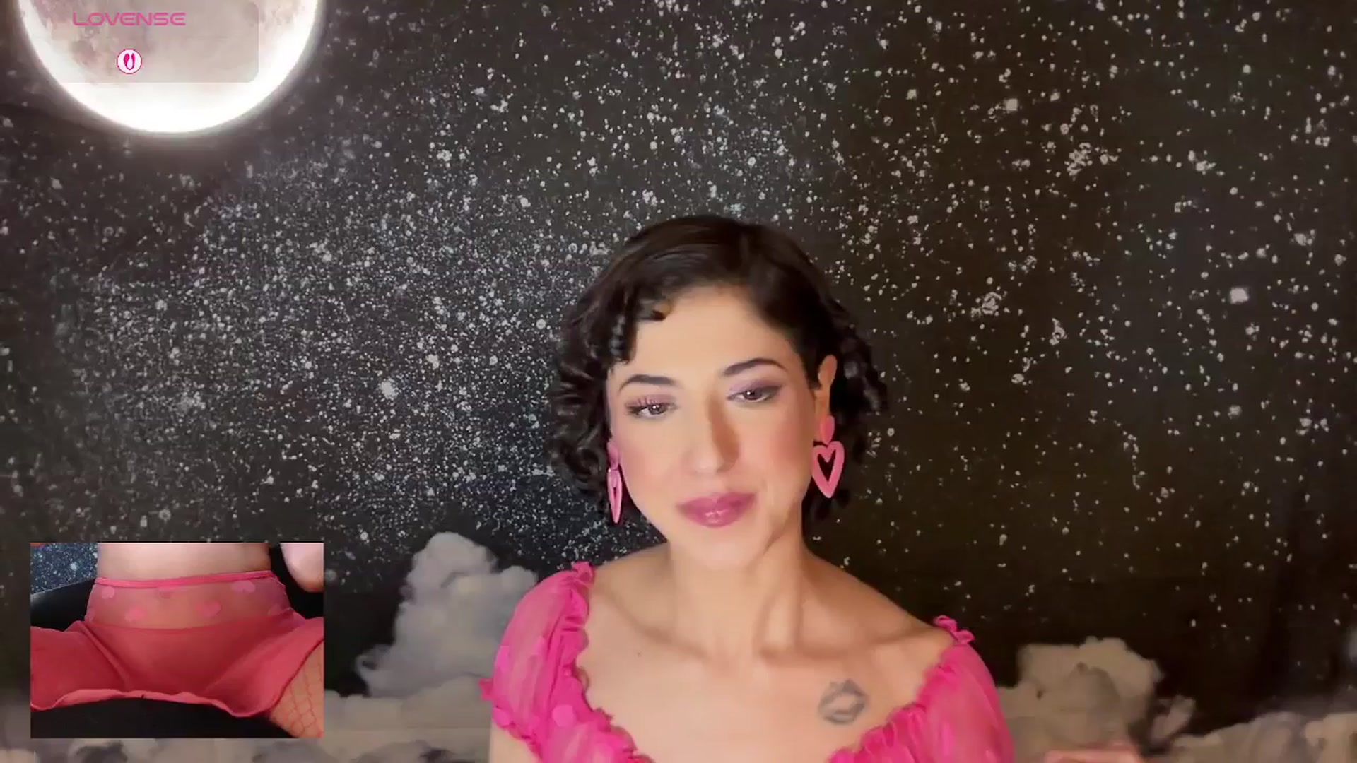 Gallery image thumbnail from wildmoon's myfreecams stream on, 03/20/2025, 06:46 image 1 of 20