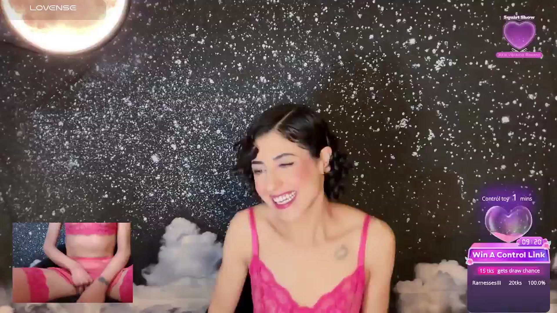 Gallery image thumbnail from wildmoon's myfreecams stream on, 03/26/2025, 02:20 image 7 of 20