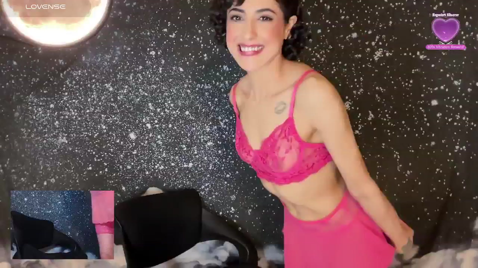 Gallery image thumbnail from wildmoon's myfreecams stream on, 03/26/2025, 03:06 image 15 of 20