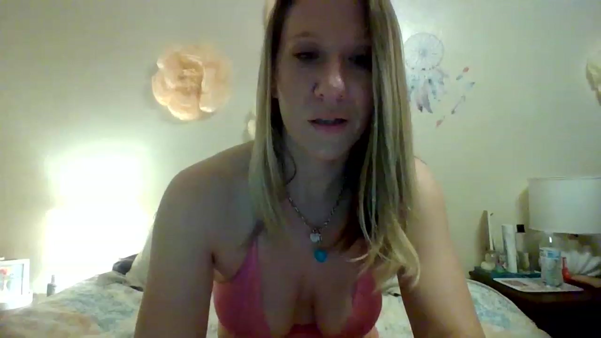 Gallery image thumbnail from wildnnout's myfreecams stream on, 04/09/2023, 05:48 image 20 of 20