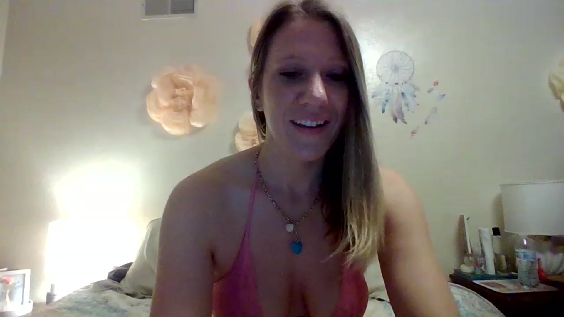 Gallery image thumbnail from wildnnout's myfreecams stream on, 04/09/2023, 05:48 image 7 of 20