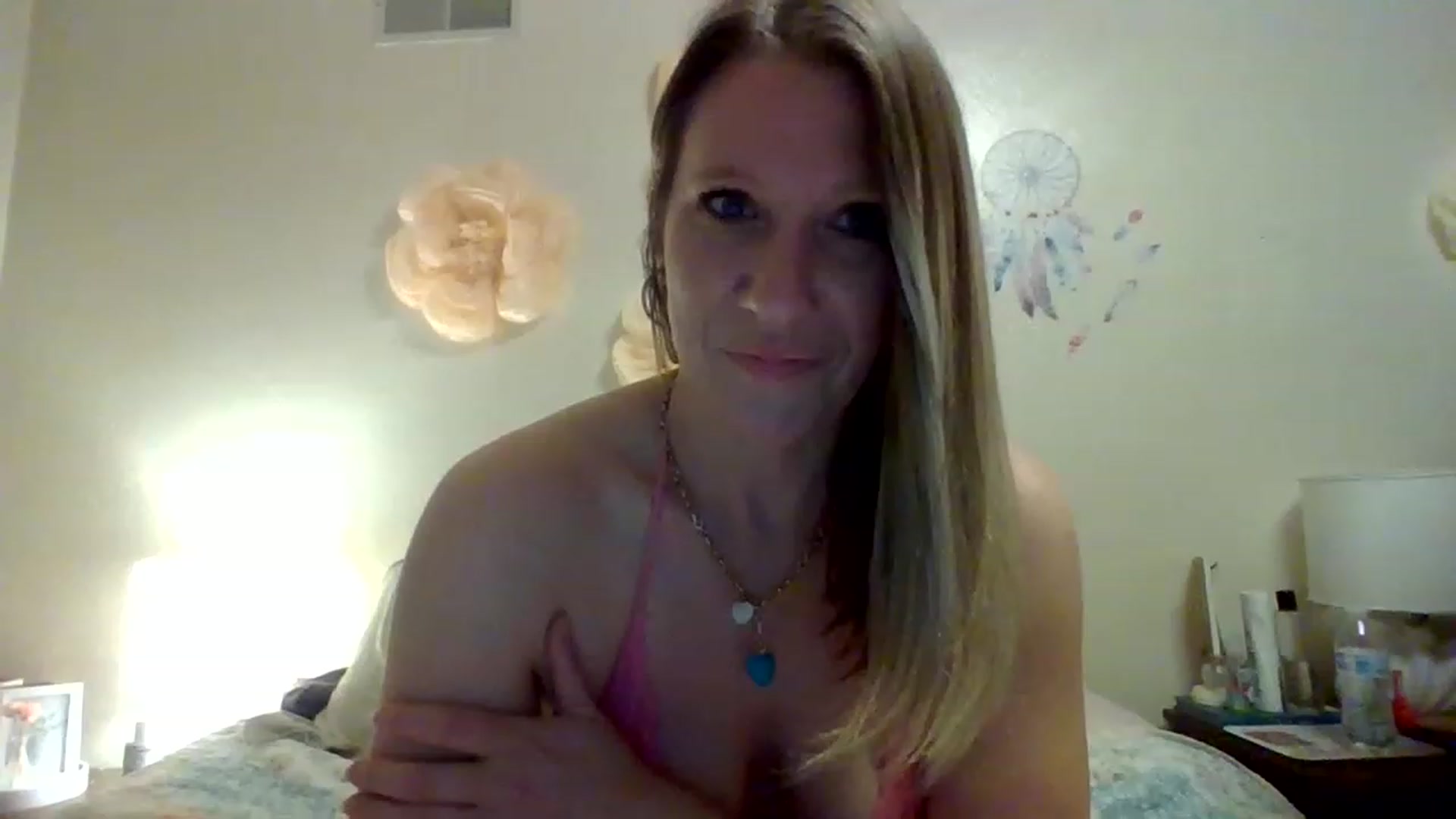 Gallery image thumbnail from wildnnout's myfreecams stream on, 04/09/2023, 05:48 image 11 of 20