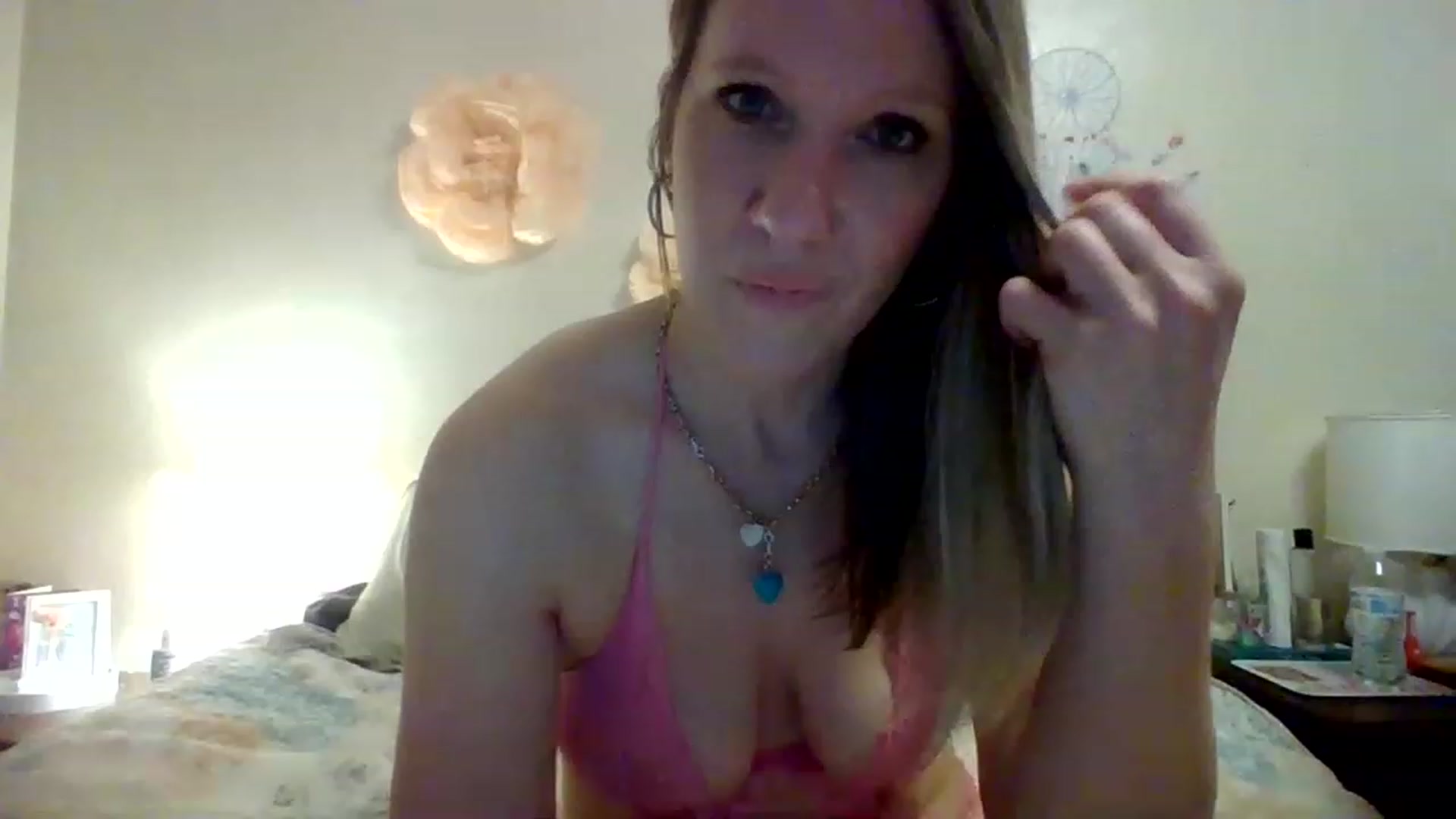 Gallery image thumbnail from wildnnout's myfreecams stream on, 04/09/2023, 05:48 image 1 of 20