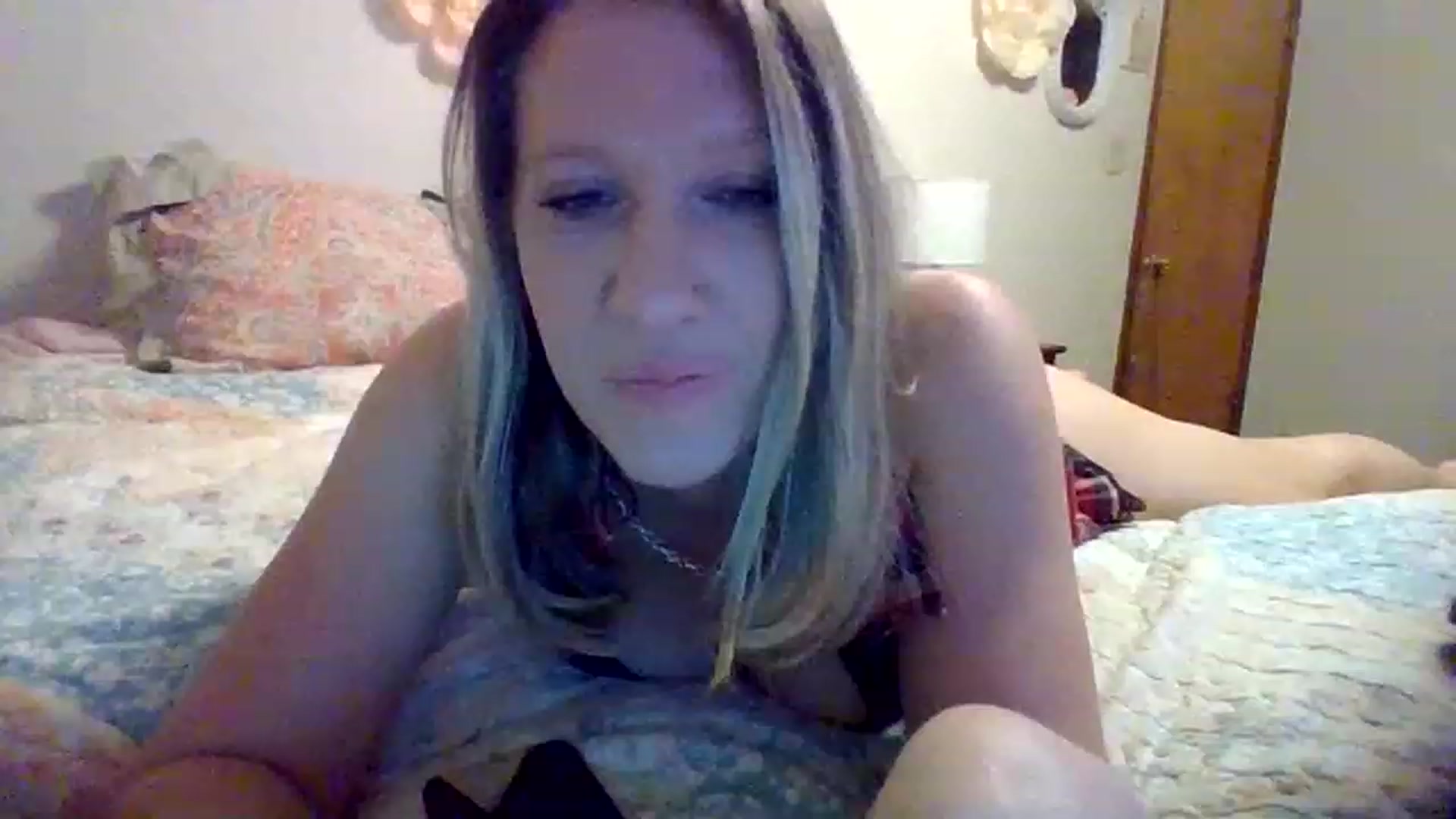 Gallery image thumbnail from wildnnout's myfreecams stream on, 04/13/2023, 03:33 image 12 of 20