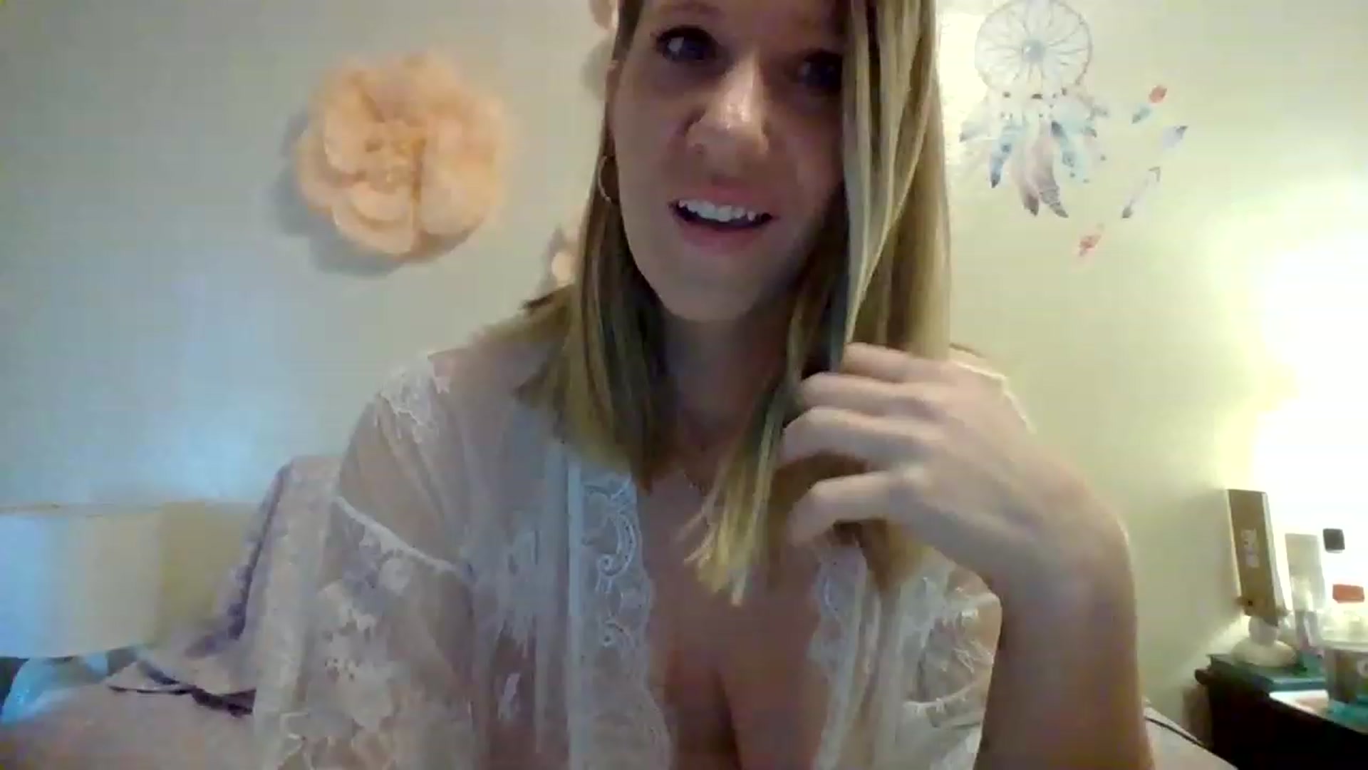 Gallery image thumbnail from wildnnout's myfreecams stream on, 04/13/2023, 13:01 image 4 of 20
