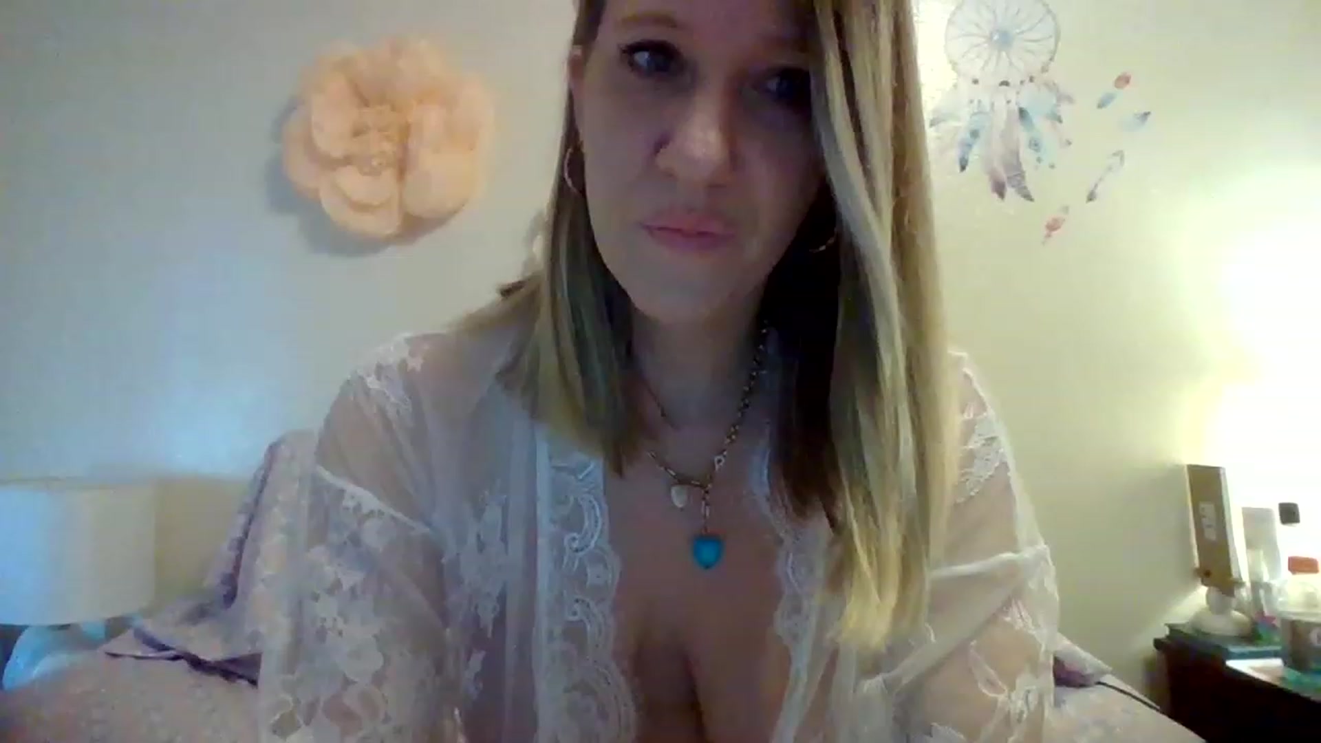 Gallery image thumbnail from wildnnout's myfreecams stream on, 04/13/2023, 13:01 image 5 of 20