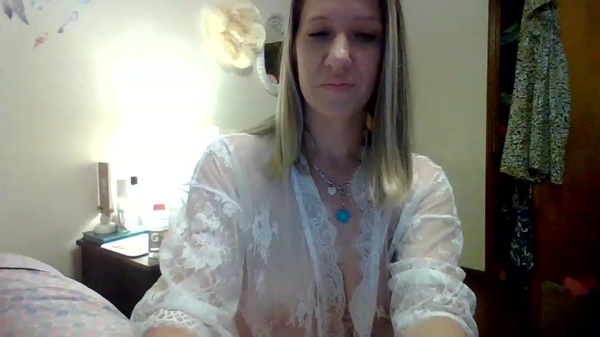 Gallery image thumbnail from wildnnout's myfreecams stream on, 04/13/2023, 14:00 image 11 of 20