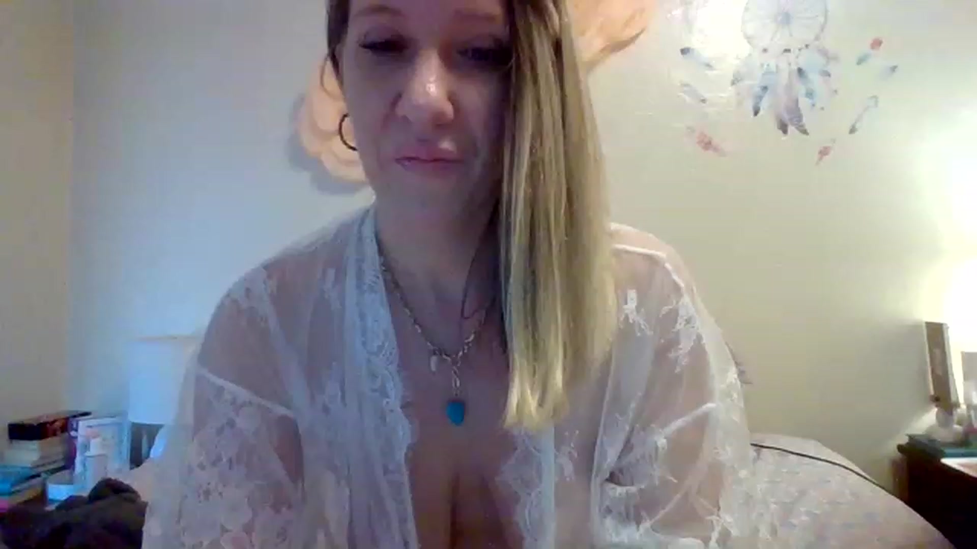 Gallery image thumbnail from wildnnout's myfreecams stream on, 04/13/2023, 15:30 image 6 of 20