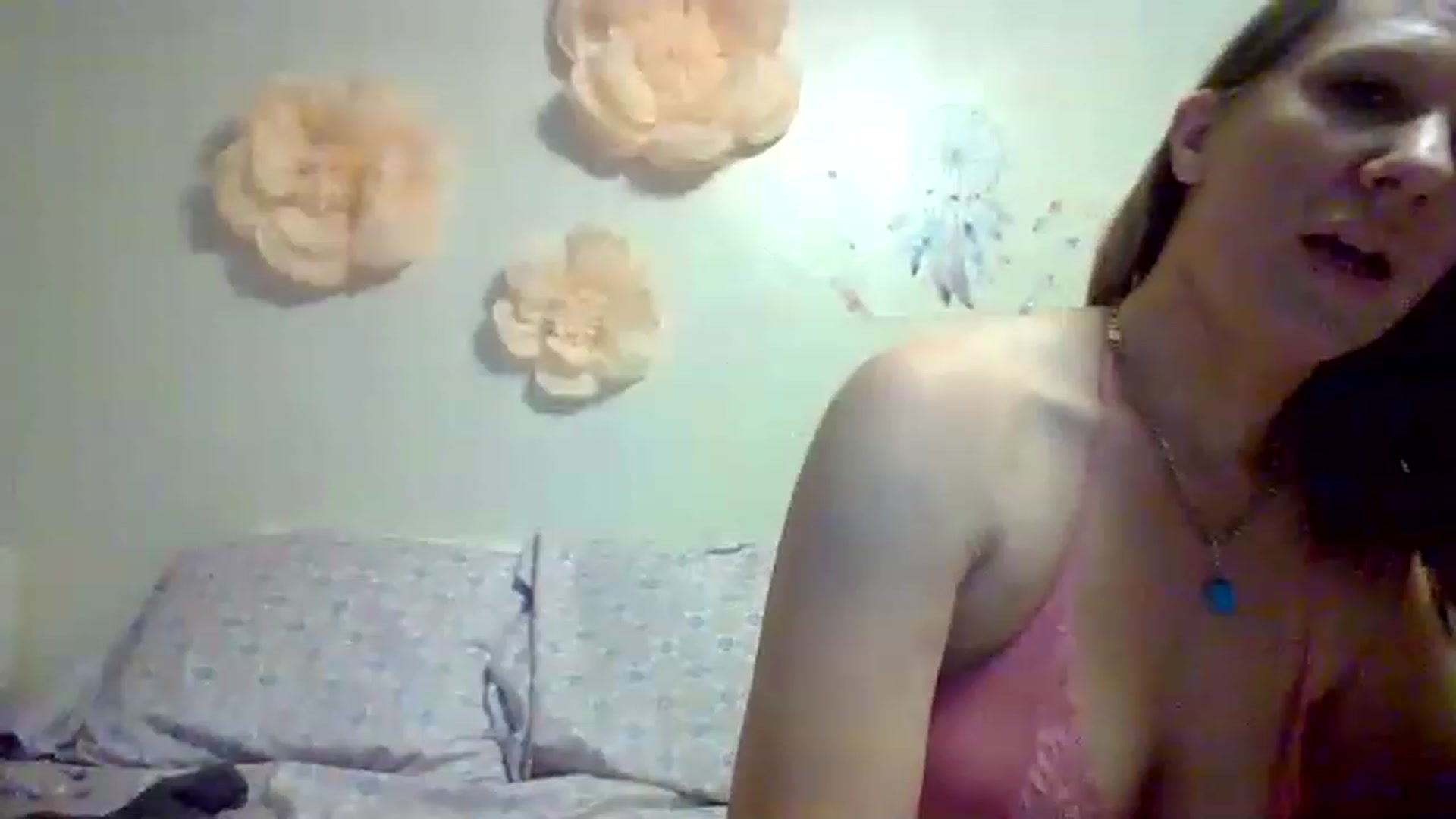 Gallery image thumbnail from wildnnout's myfreecams stream on, 04/17/2023, 16:22 image 20 of 20