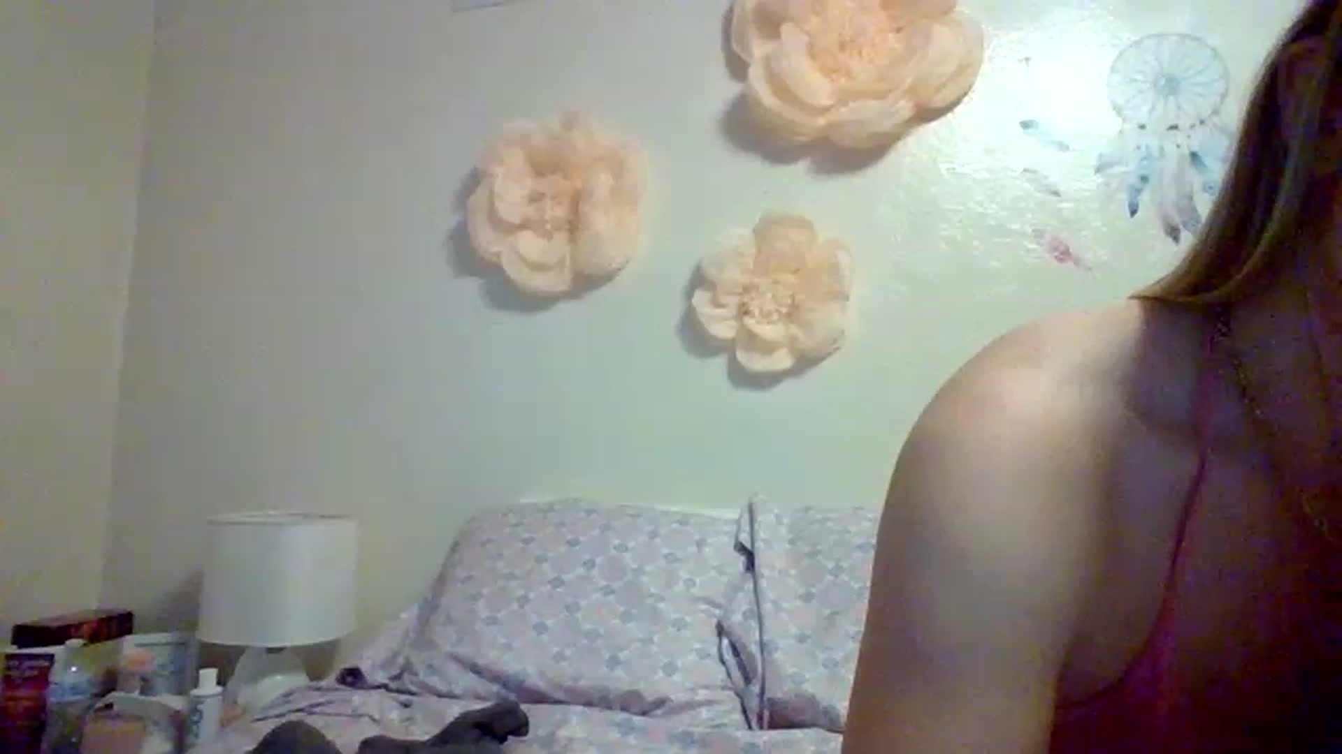 Gallery image thumbnail from wildnnout's myfreecams stream on, 04/17/2023, 16:22 image 12 of 20