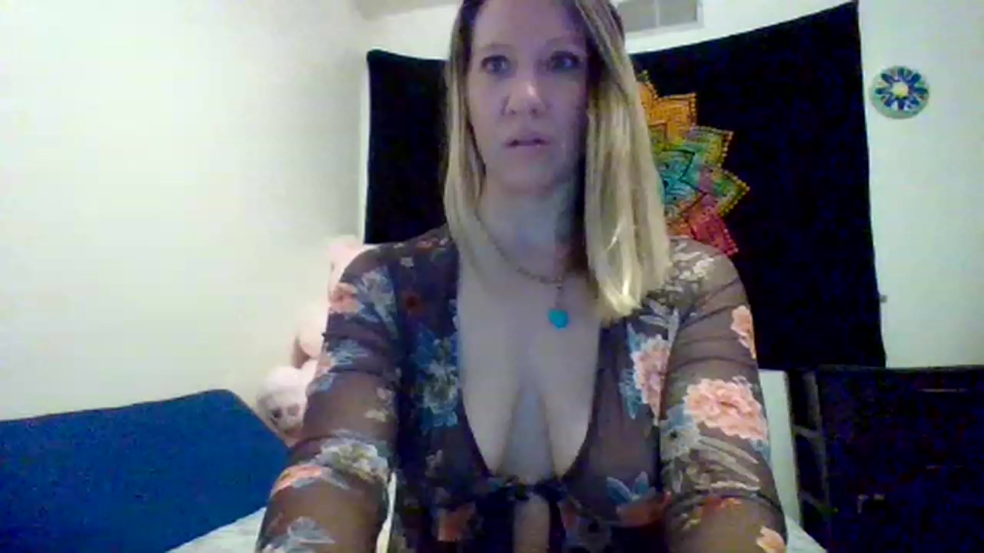 Gallery image thumbnail from wildnnout's myfreecams stream on, 04/24/2023, 15:07 image 14 of 20
