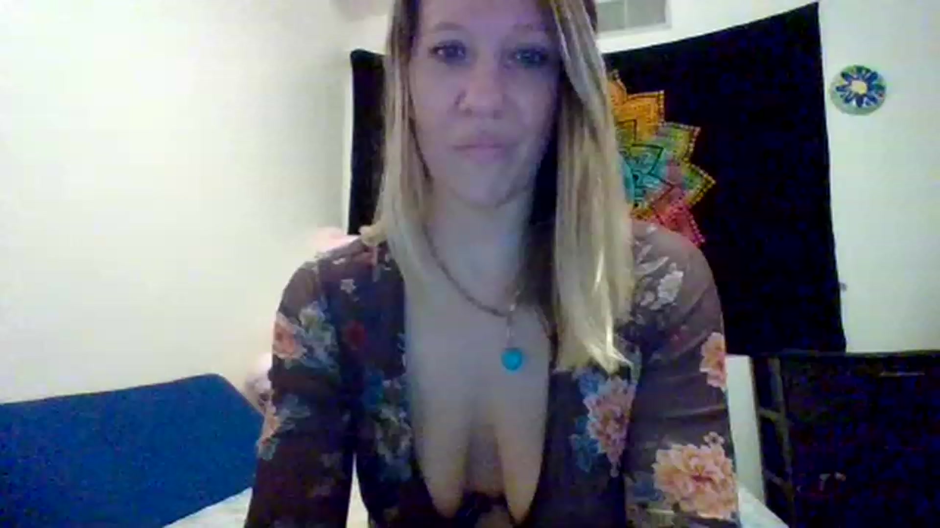 Gallery image thumbnail from wildnnout's myfreecams stream on, 04/24/2023, 15:07 image 16 of 20